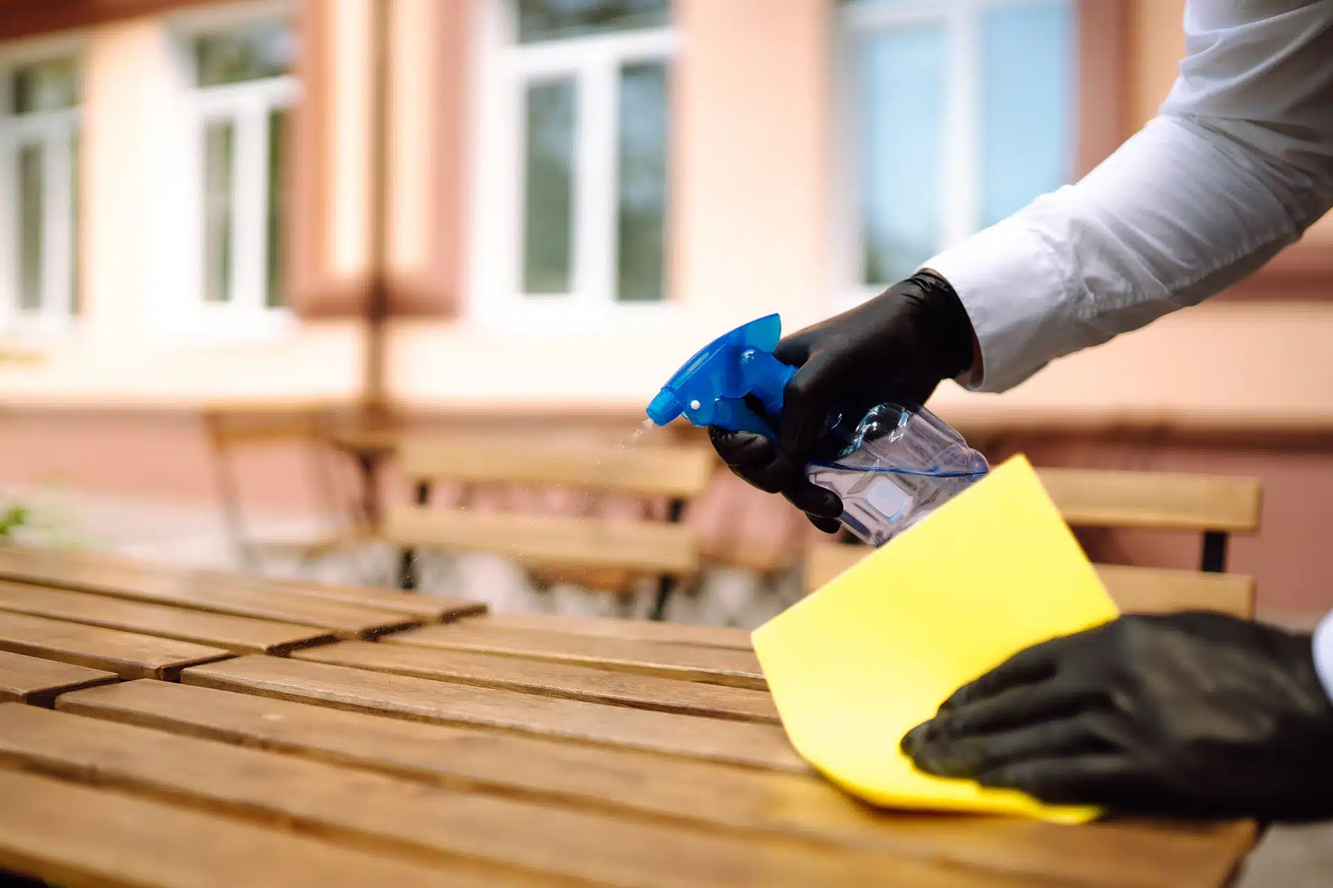Outdoor furniture cleaning service